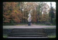 Pavlovsk Park, Large Circle with allegorical marble statue 