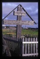Kimzha. Cemetery cross