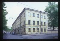Korolenko Street 9 / 2 Artilleriiskaia (artillery) Street, apartment building